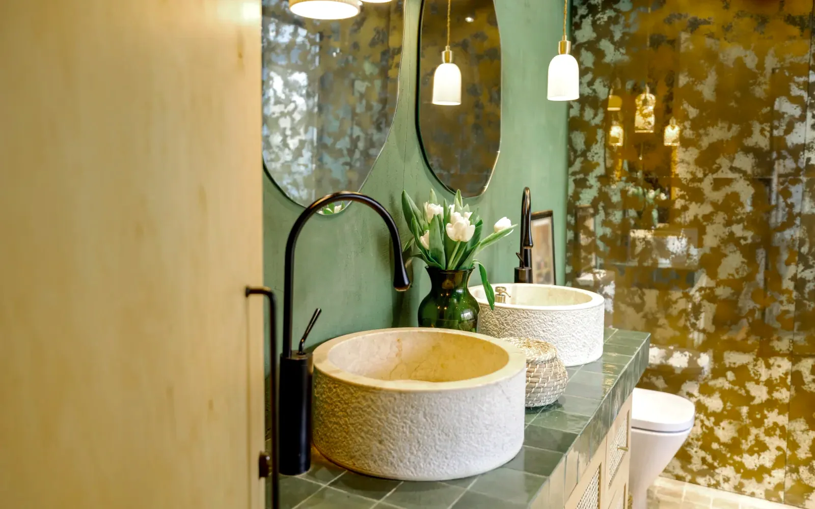 Reforma de baño moderno en Olesa de Montserrat